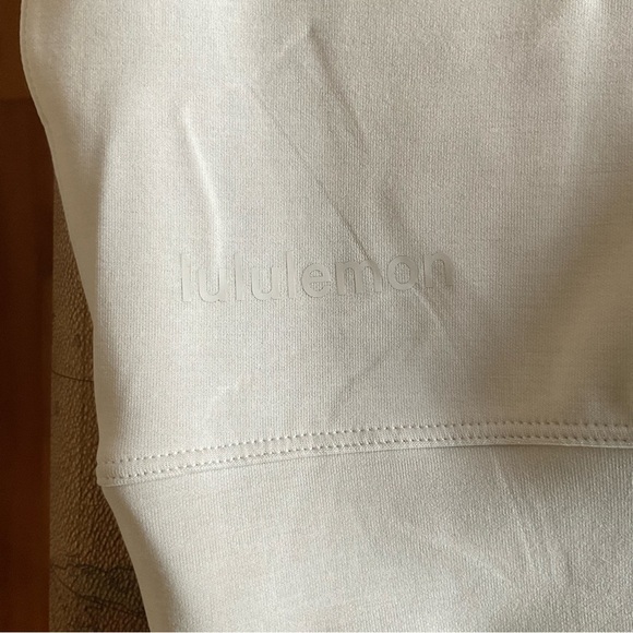 Lululemon Softstreme Perfectly Oversized Cropped Crew, Bone, size 14 - Picture 5 of 6